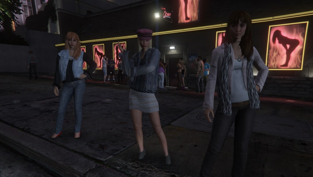 stripper women in Grand Theft Auto V.